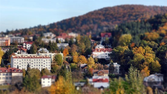Mountains-of-the-tilt-shift